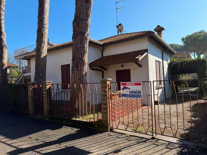 Casa con 6 locali in vendita in Viale Marsala, Centro, Cervia