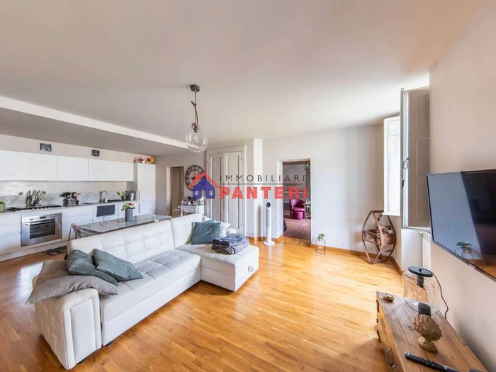 Appartamento con 6 locali in vendita in Via delle Casette, Centro, Pescia