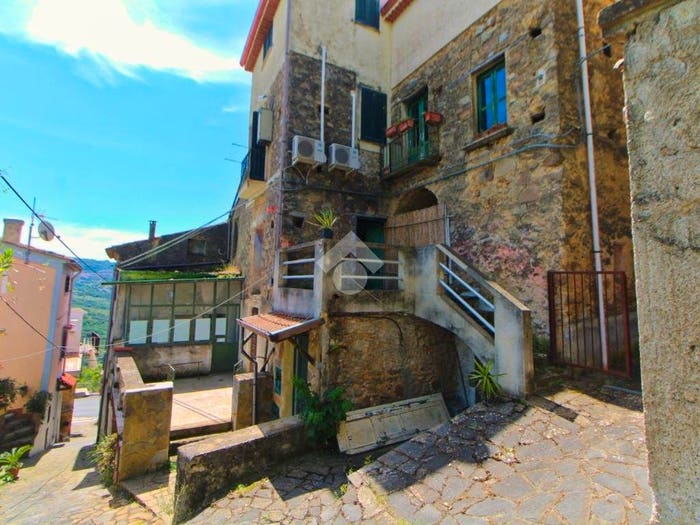 Casa bilocale in vendita in Via Santa Lucia, San Nicola, Centola