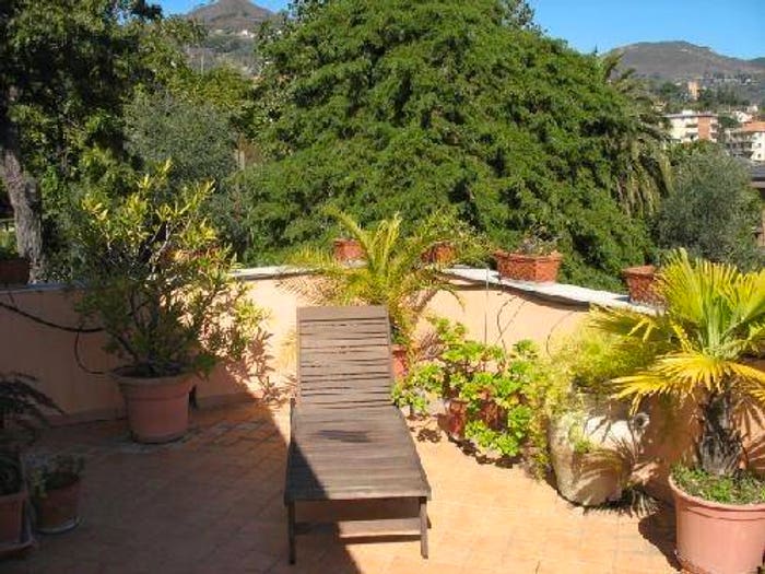 Casa quadrilocale in vendita in Via Neghelli, Fenarina Via Neghelli Collina di Ponente, Alassio