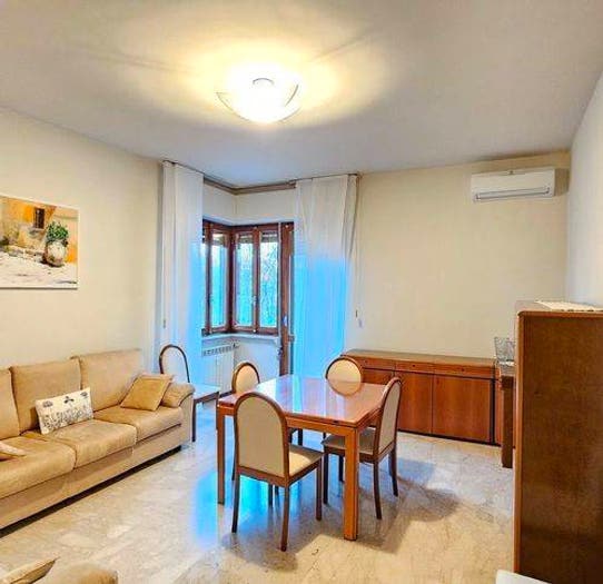 Appartamento quadrilocale in vendita in Via Candido Poggio, Valentino, Casale Monferrato