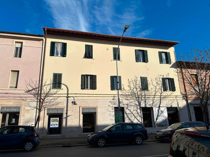 Appartamento quadrilocale in vendita in Viale Sidney Sonnino, Stazione Via Roma, Grosseto