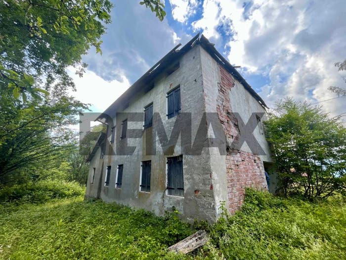 Casa con 5 locali in vendita in Località Sant'Antonio di Tortal, Borgo Valbelluna