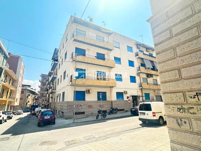 Appartamento quadrilocale in vendita in Via San Giovanni Bosco, Centro Storico, Messina
