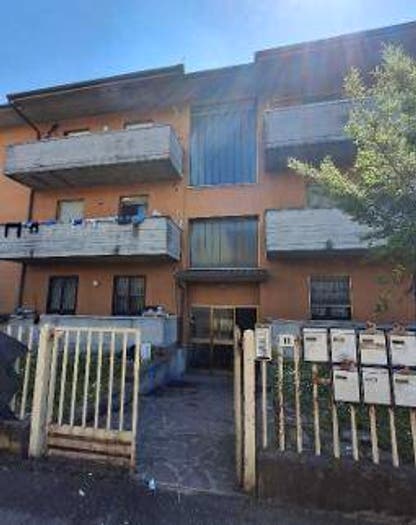 Appartamento quadrilocale in vendita in Via Piemonte, Centro, Ghisalba