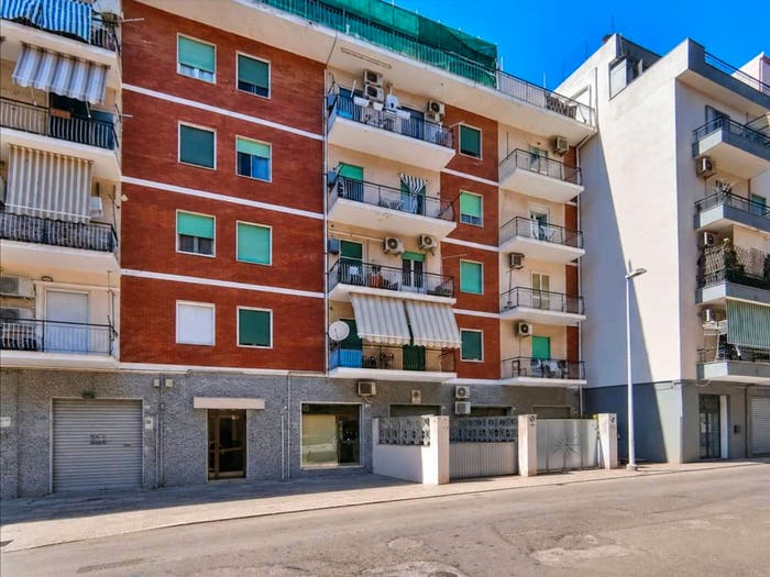 Appartamento quadrilocale in vendita in Via Argentiera, Is Mirrionis, Cagliari