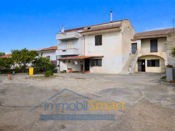 Casa con 6 locali in vendita in Via Boscariello, Centro, Capua
