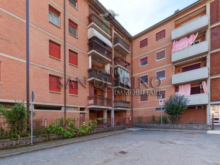 Appartamento quadrilocale in vendita in Strada Comunale Nello Catellani, Centro, Guastalla