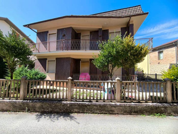 Casa con 5 locali in vendita in Via degli Angeli, Marana, Montereale