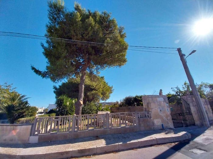 Casa con 6 locali in vendita in Via Fratelli Bandiera, Botrugno