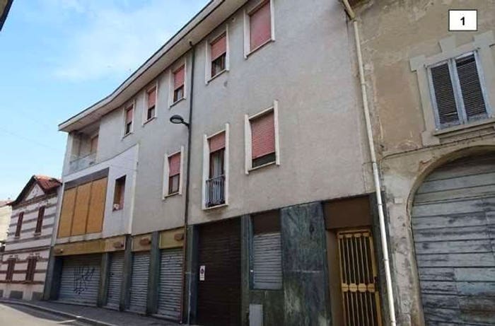 Casa con 6 locali in vendita in Via Dante Alighieri, Trezzo sull'Adda