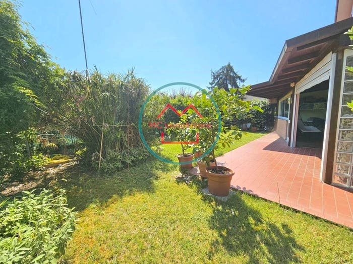 Appartamento trilocale in vendita in Via Giuseppe Verdi, Margine Coperta Traversagna, Massa e Cozzile