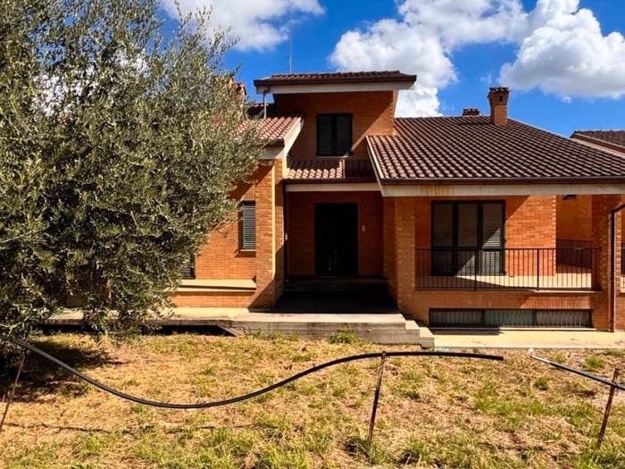 Appartamento con 5 locali in vendita in viale indipendenza, Centro, Magliano di Tenna