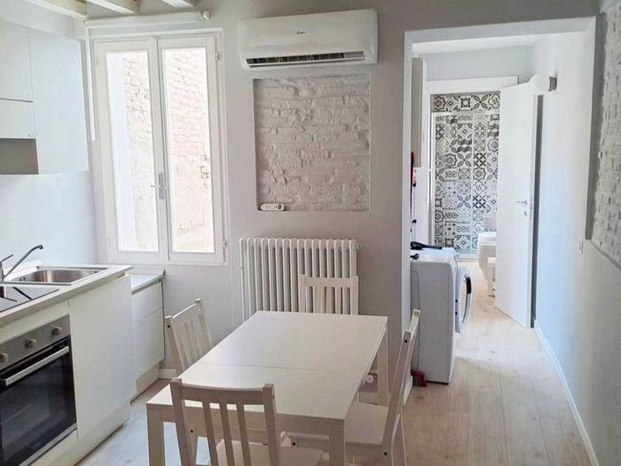 Appartamento monolocale in vendita in Borgo Delle Colonne, Centro Storico, Parma