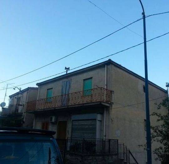 Appartamento quadrilocale in vendita in Via Mercurio, Centro, Tortorici