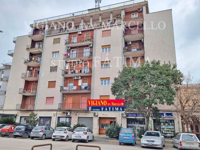 Appartamento con 5 locali in vendita in Via Molfetta, Immacolata, Foggia