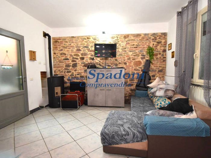 Appartamento quadrilocale in vendita in Via Paradiso, Centro, Monsummano Terme