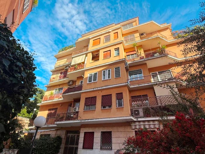 Appartamento trilocale in vendita in Piazza Francesco Cucchi, Monteverde Vecchio, Roma