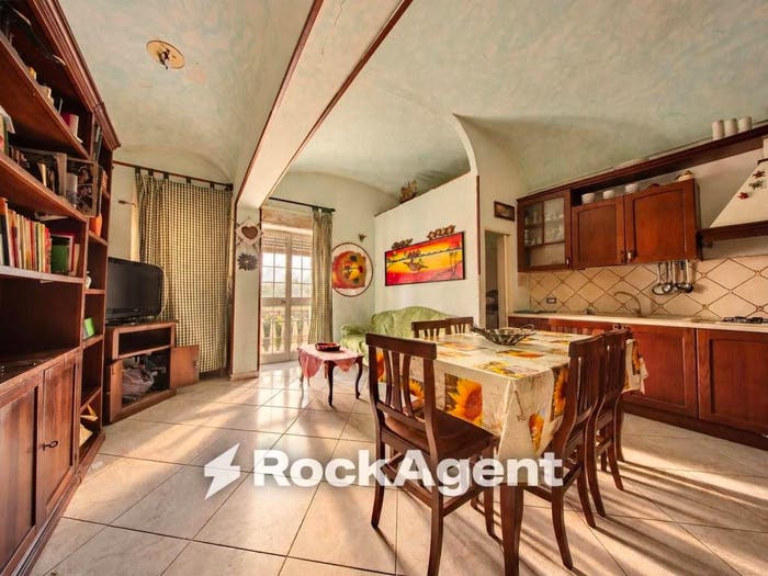 Casa con 5 locali in vendita in Via Baronale, Centro, Sorso