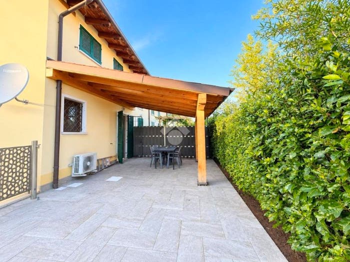 Appartamento trilocale in vendita in VIA SAN VINCENZO, Centro, Rovato
