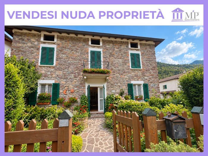 Casa con 5 locali in vendita in Via Provinciale Bindo, Centro, Cortenova