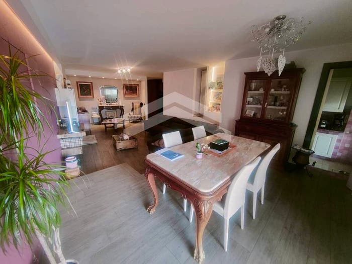 Appartamento con 5 locali in vendita in Via Mazzini, Centro, Campobasso