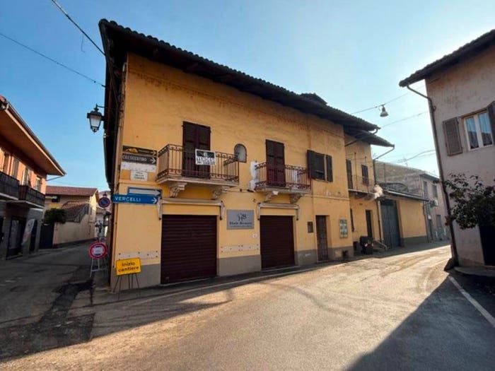 Appartamento trilocale in vendita in Via Giovanni Battista De Maria, Centro, Saluggia