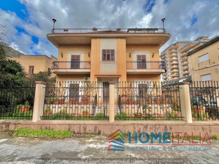 Appartamento con 5 locali in vendita in Corso Calatafimi, Calatafimi Alta, Palermo