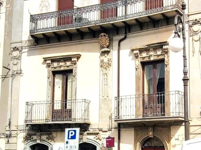 Appartamento con 6 locali in vendita in Via Giuseppe Garibaldi, Troina