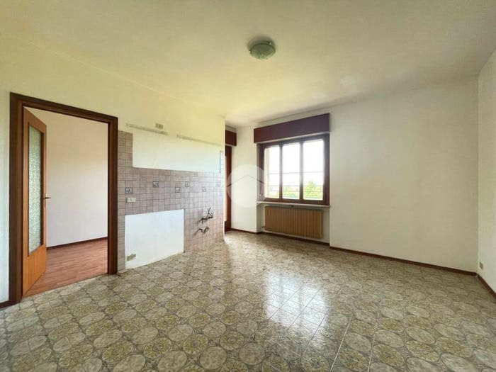 Appartamento trilocale in vendita in Via Valbruna, Centro, Castelnuovo del Garda