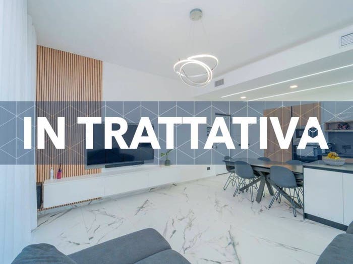 Appartamento trilocale in vendita in Via Venezia, Centro, Cerro Maggiore
