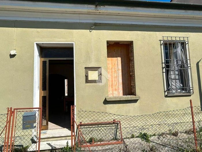Casa quadrilocale in vendita in Via E Setti Carraro, Santo Stefano Gambellara, Ravenna