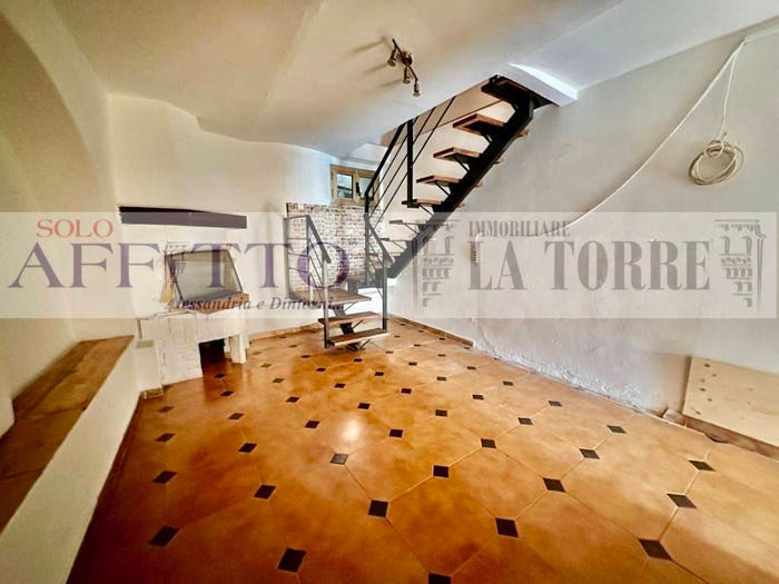 Casa trilocale in vendita in via trieste, Montecastello