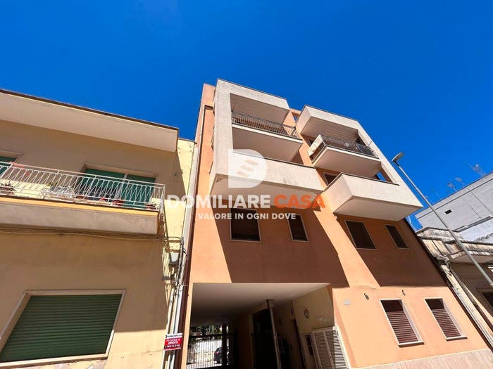 Appartamento trilocale in vendita in Via Leonida Flascassovitti, San Pio Idria, Lecce