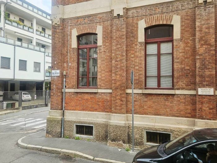 Appartamento trilocale in vendita in Via Ugo Foscolo, Legnarello, Legnano
