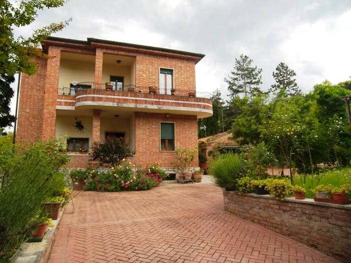 Casa con 6 locali in vendita in Centro, Sinalunga