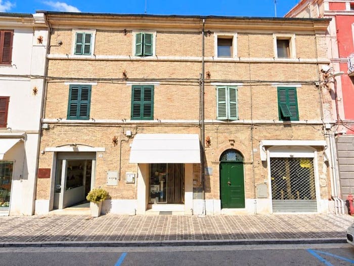 Appartamento bilocale in vendita in Corso Giacomo Matteotti, Centro, Chiaravalle