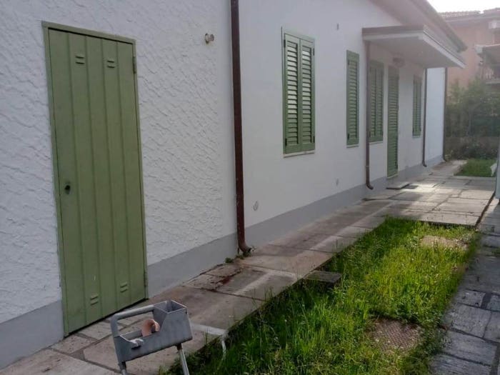 Casa con 6 locali in vendita in Marina di Carrara, Carrara