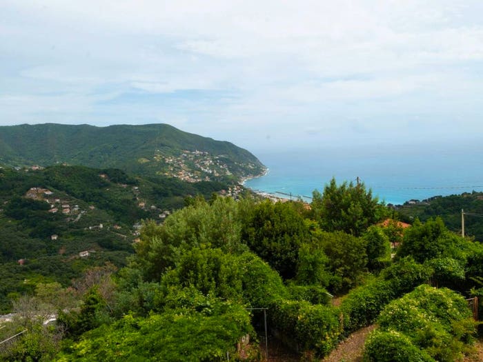 Appartamento con 6 locali in vendita in Località Crova, Moneglia