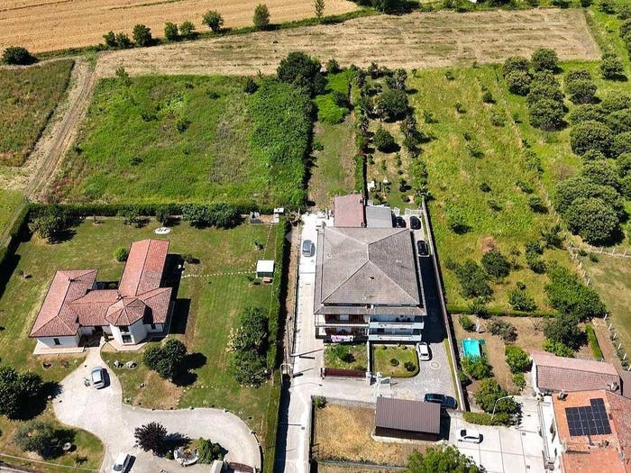 Appartamento con 6 locali in vendita in Via san Leucio, Trescine, Cervinara