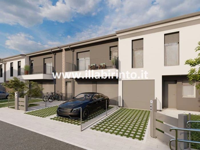 Appartamento trilocale in vendita in via fratelli rosselli, Faenza