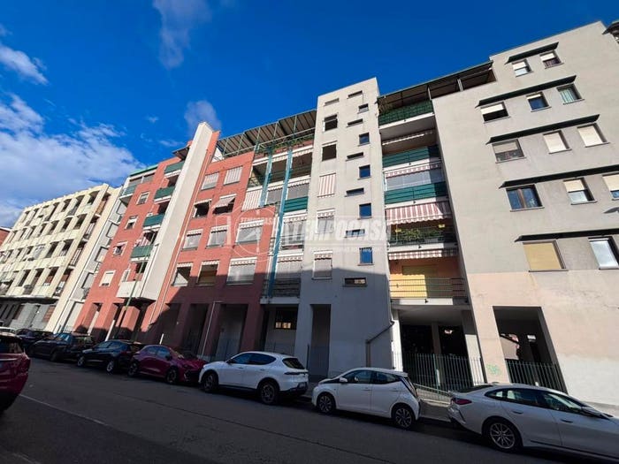 Appartamento quadrilocale in vendita in Via Asiago, Pozzo Strada, Torino
