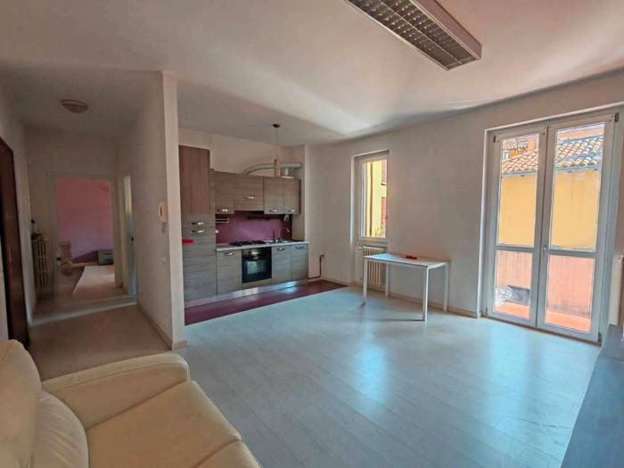 Appartamento bilocale in vendita in Via Don Angelo Perego, Centro, Merate