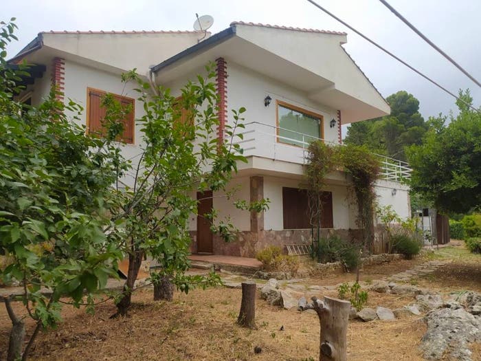 Casa con 6 locali in vendita in Monreale