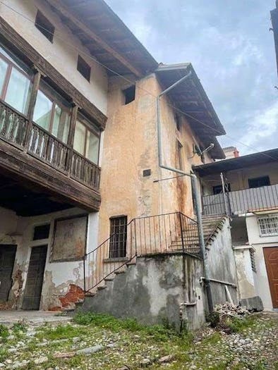 Casa con 6 locali in vendita in Via della chiesa, Comacchio, Cuvio