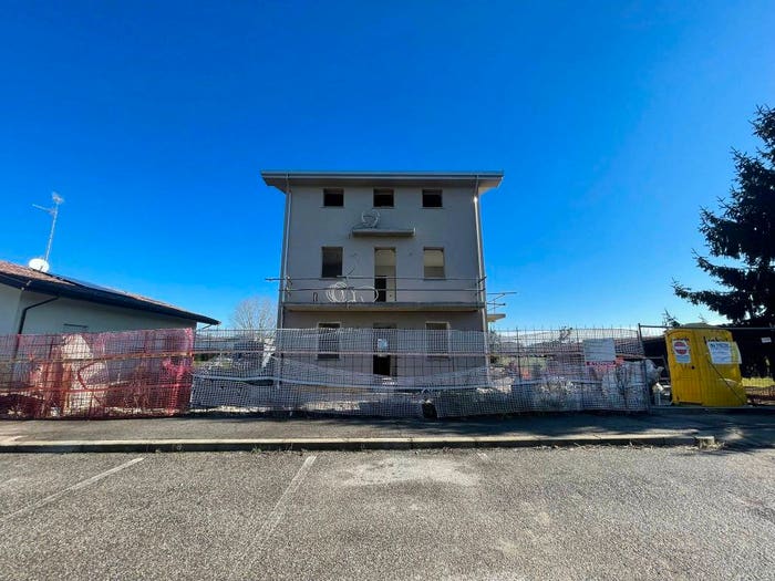 Appartamento quadrilocale in vendita in Via Adele Bei, Porto Fuori, Ravenna