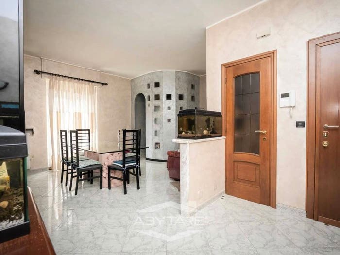 Appartamento con 5 locali in vendita in Via Giacomo Leopardi, Nichelino