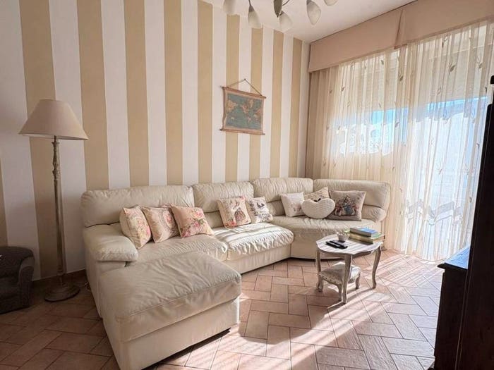 Appartamento con 5 locali in vendita in Coteto, Livorno