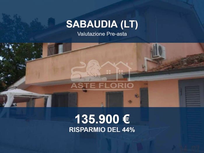 Casa trilocale in vendita in Via Cristoforo Colombo Lettera B, Colle D'Alba, Sabaudia