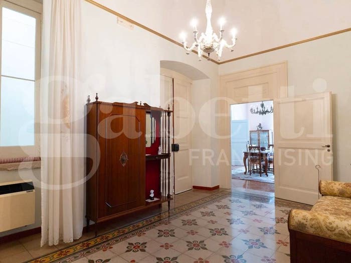 Casa con 6 locali in vendita in Centro, Canosa di Puglia